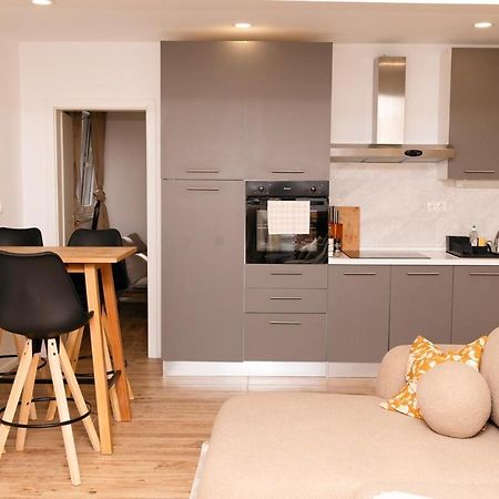 חוואר Hvar Home Apartments מראה חיצוני תמונה